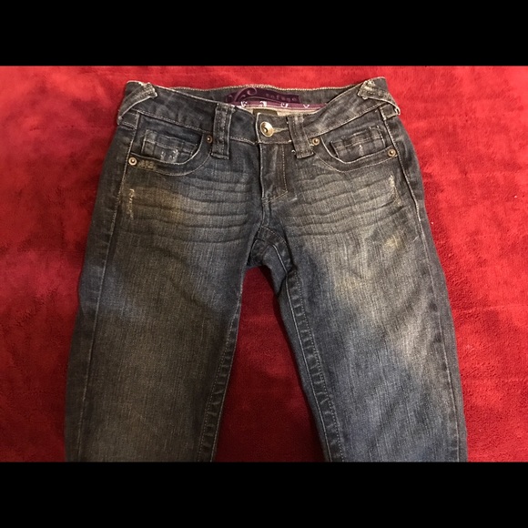Refuge Jeans Size 1 Short Dark Wash Jeans EUC - Picture 6 of 8